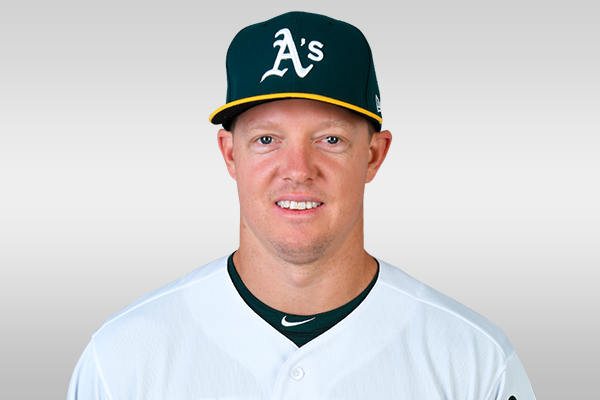 Nick Hundley Transitions to front office role